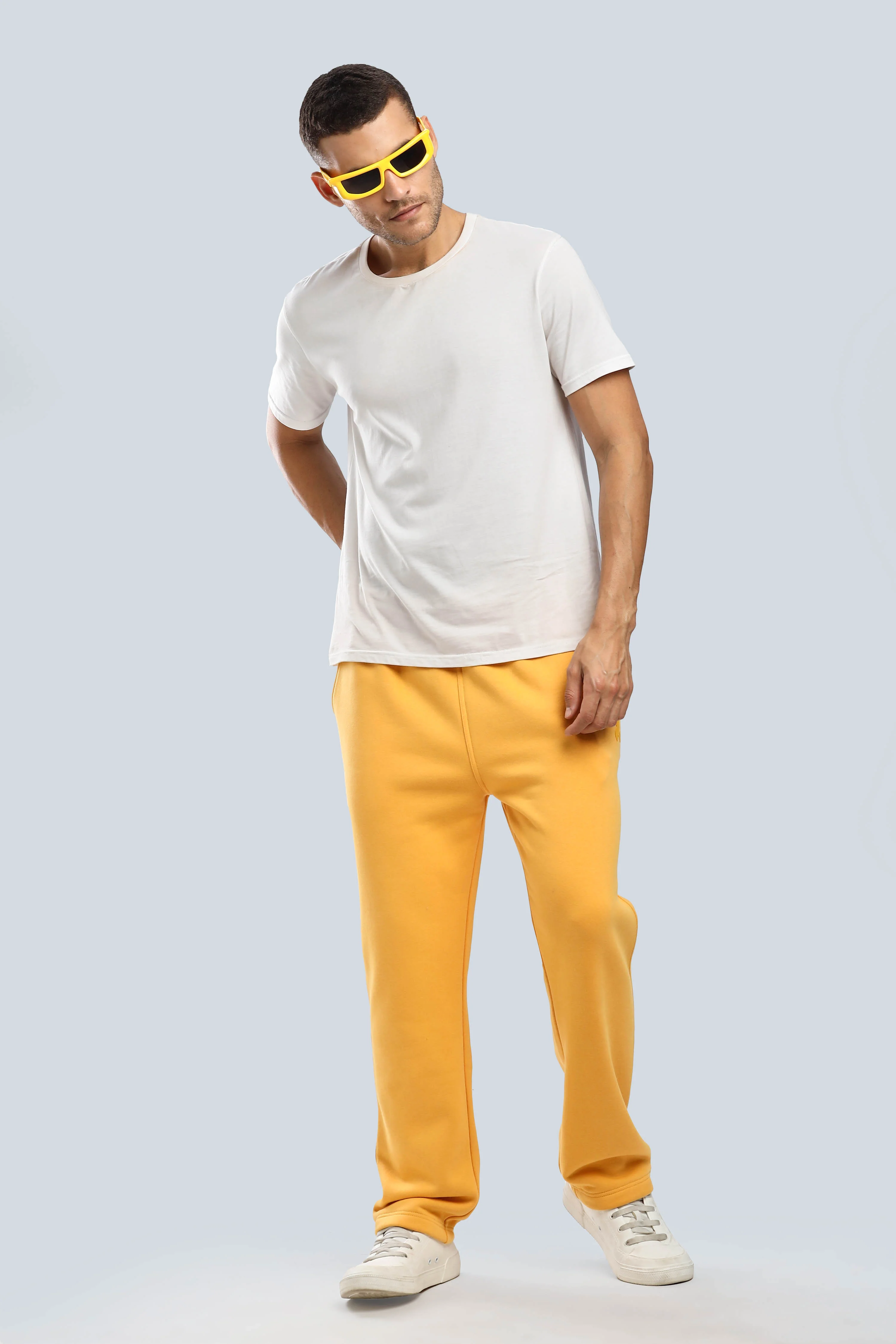 Amber Heavyweight Straight Fit Jogger - Image 11
