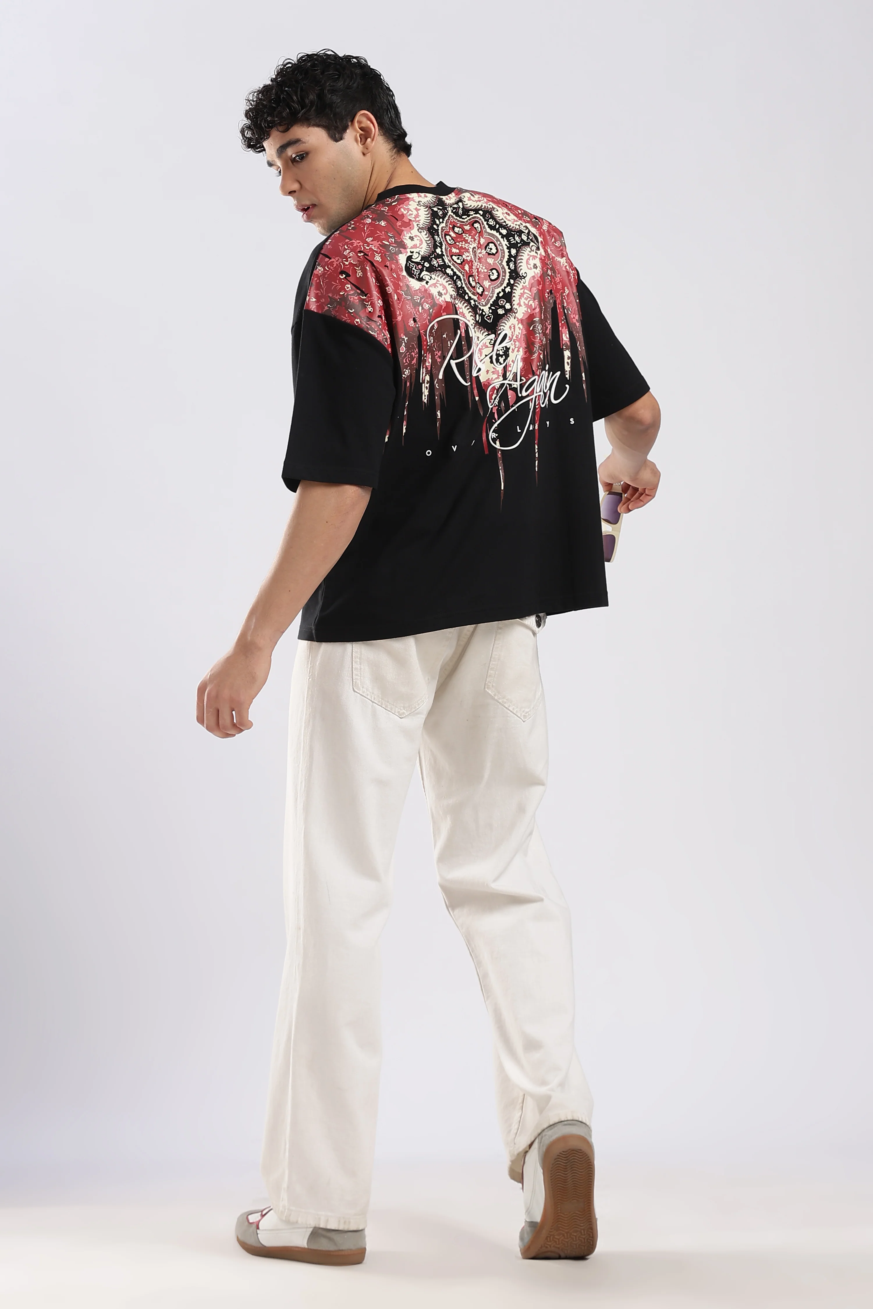 Carpedian Black Oversized Tshirt - Image 15